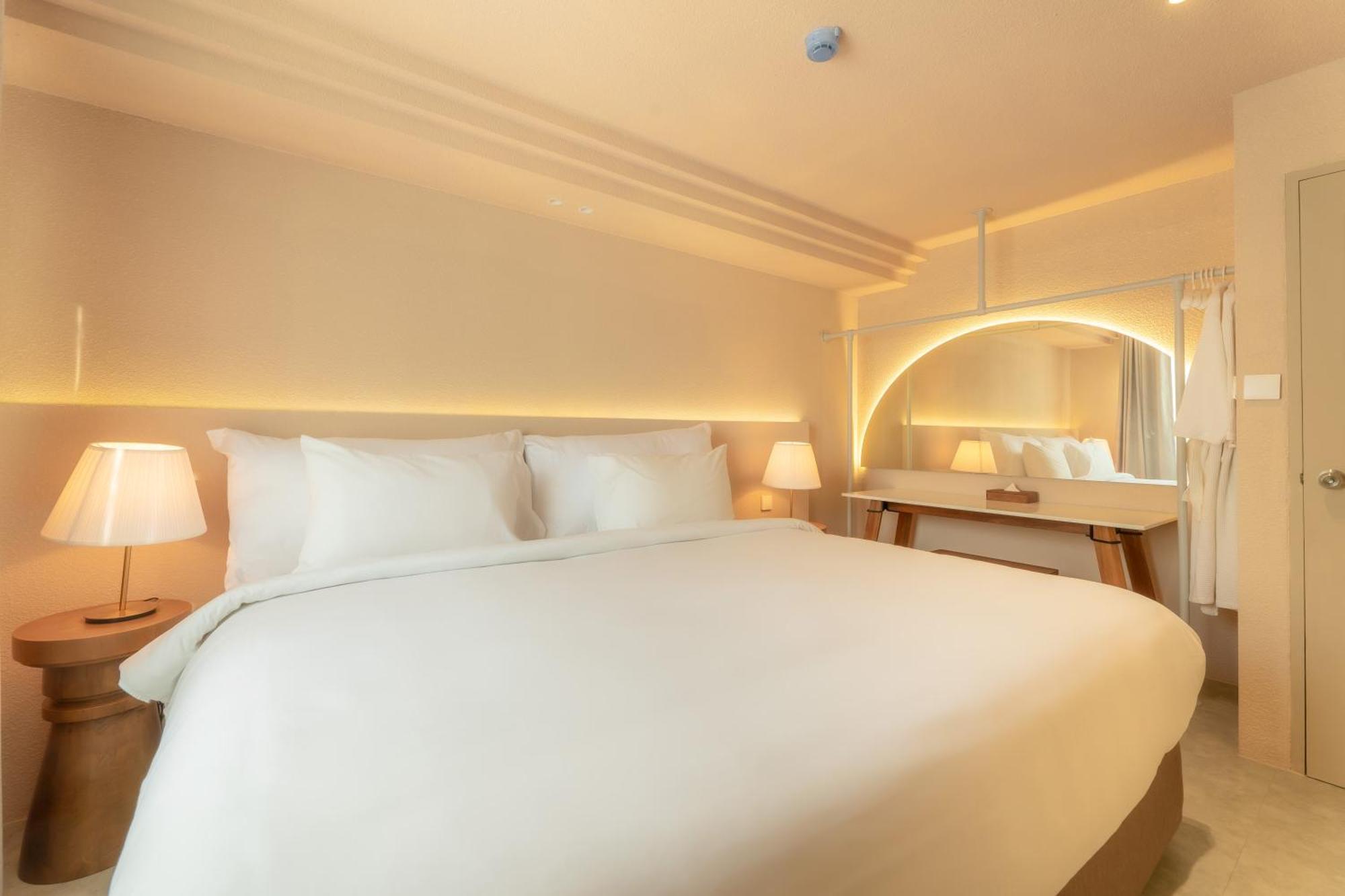 Mai Hotel 清邁 外观 照片