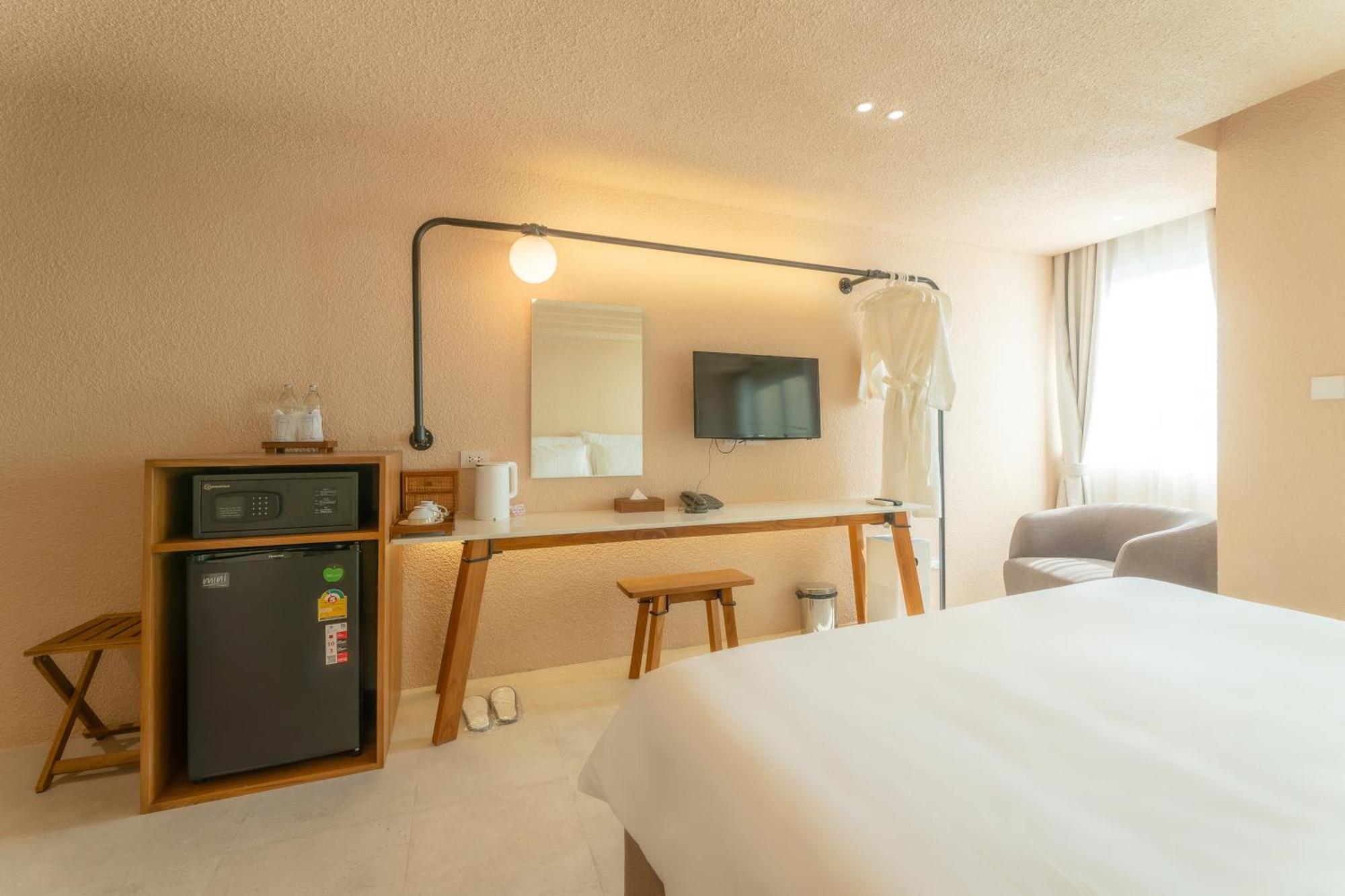 Mai Hotel 清邁 外观 照片