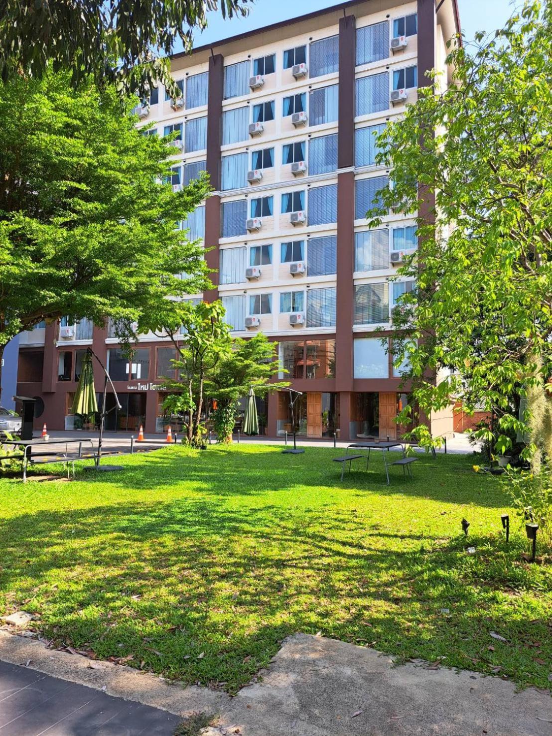 Mai Hotel 清邁 外观 照片