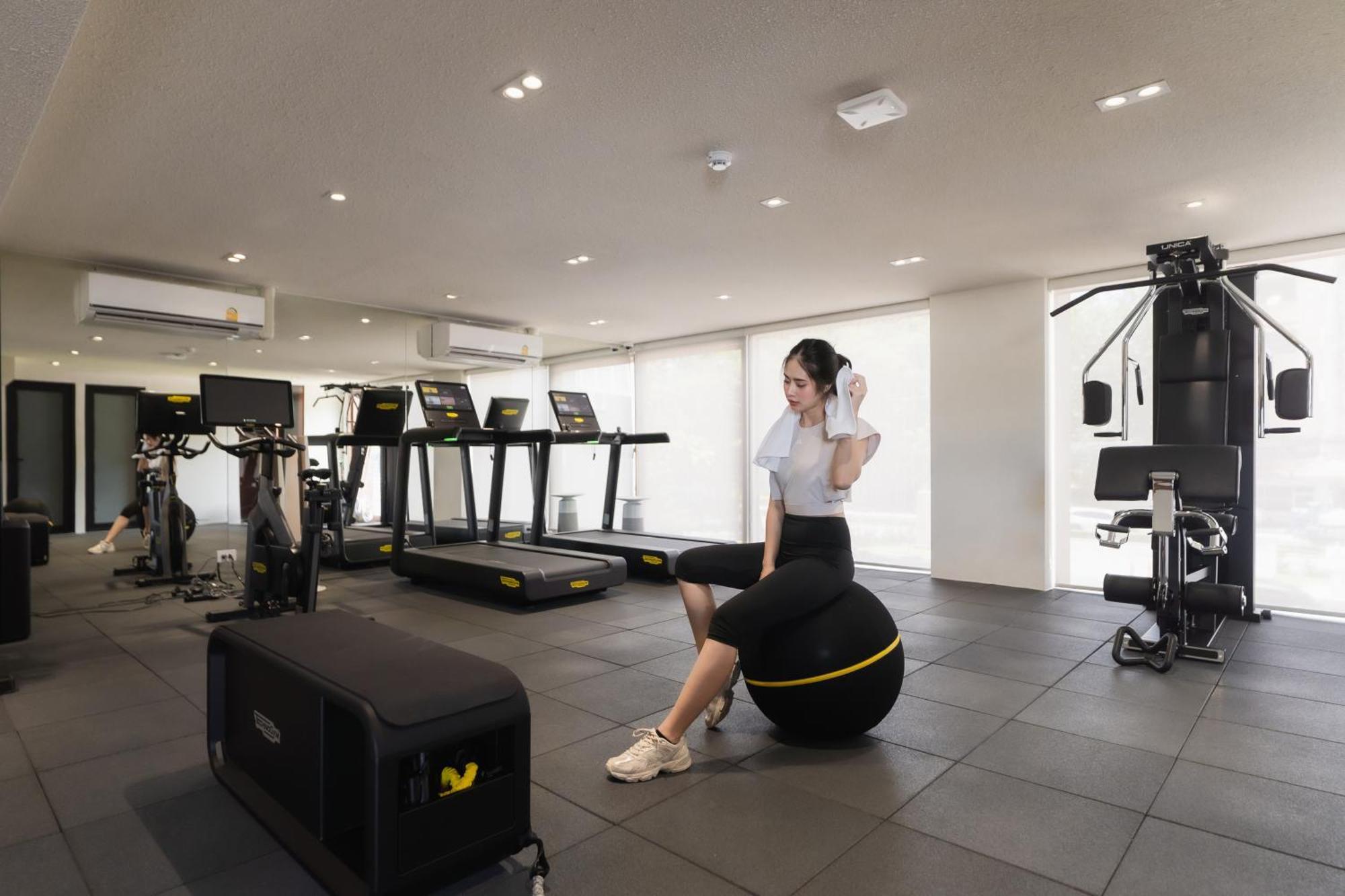 Mai Hotel 清邁 外观 照片